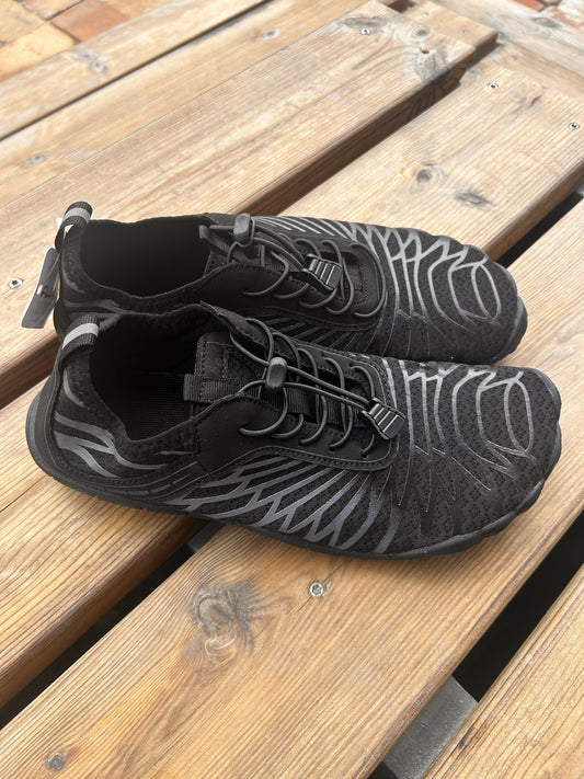Buty do wody typu barefoot 38 czarne