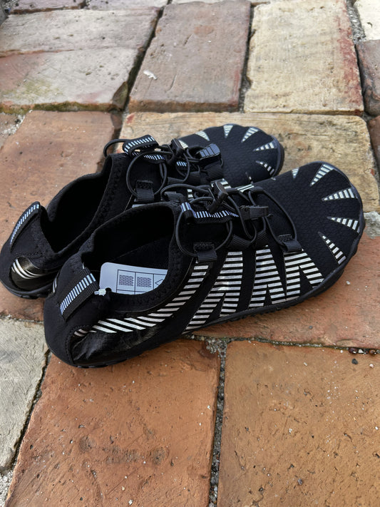 Buty do wody barefoot czarne z odblaskami 38